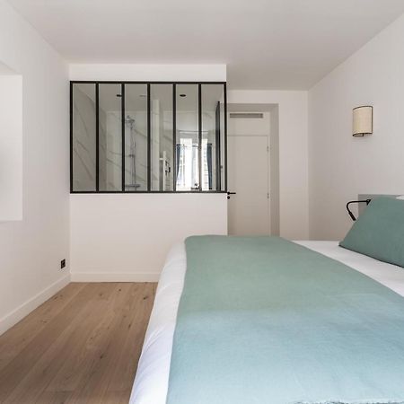 Pick A Flat'S Apartment In Saint Germain - Rue Corneille Париж Экстерьер фото